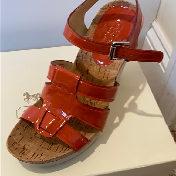Coach patent tulip wedge sandal - Picture 3 of 3
